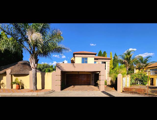 3 BEDROOM HOUSE FOR SALE IN VANDERBIJLPARK SW 5